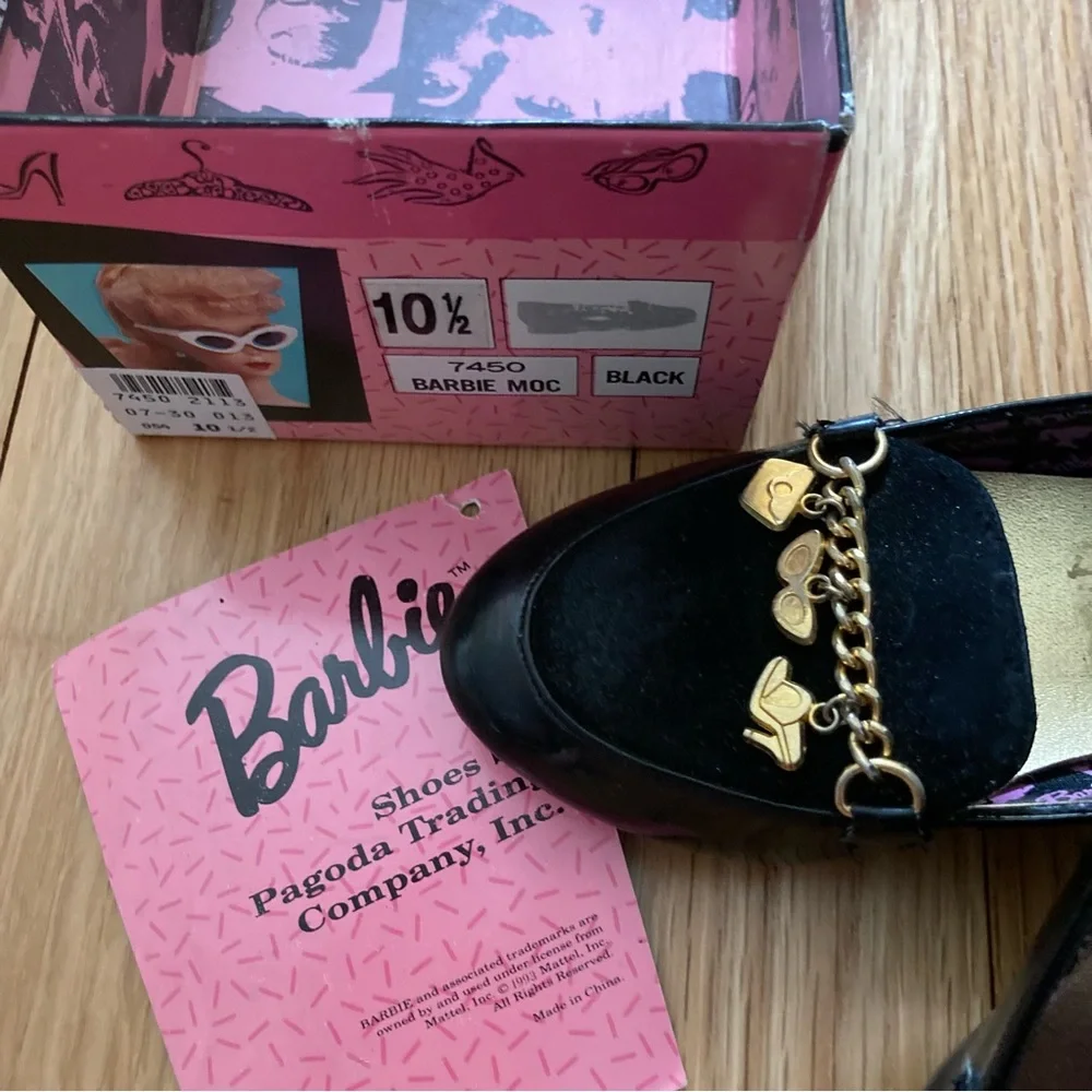 Vintage RARE 1993 Barbie 35th anniversary patent flats little girls size 10.5